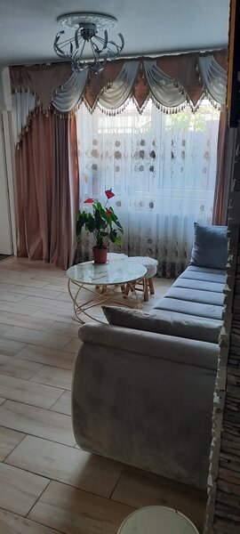 Sector 3, Bucuresti, str. Meiului nr. 26.